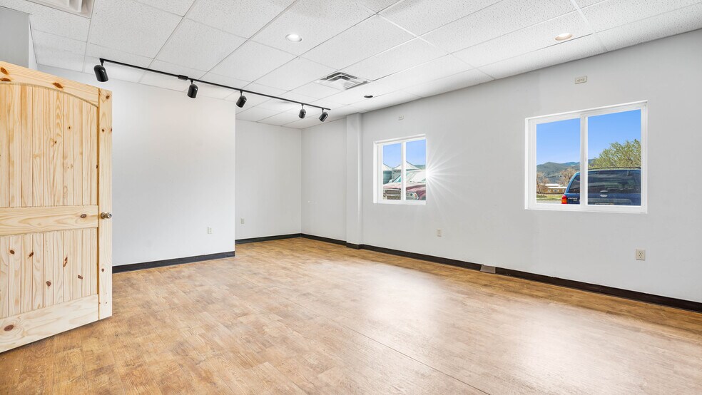 More Photos Of 500 N Front St, Townsend General Retail For Sale