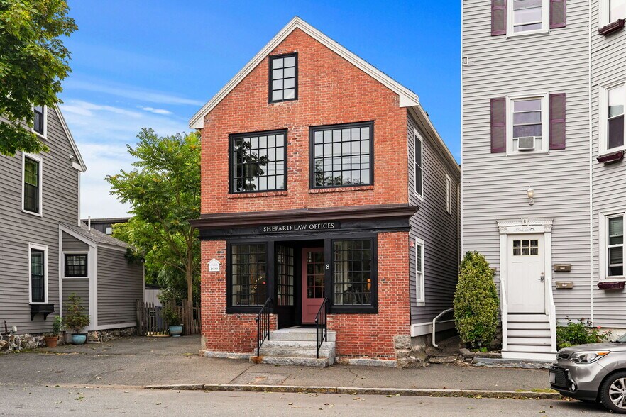 Primary Photo Of 8 Essex St, Salem Office For Sale
