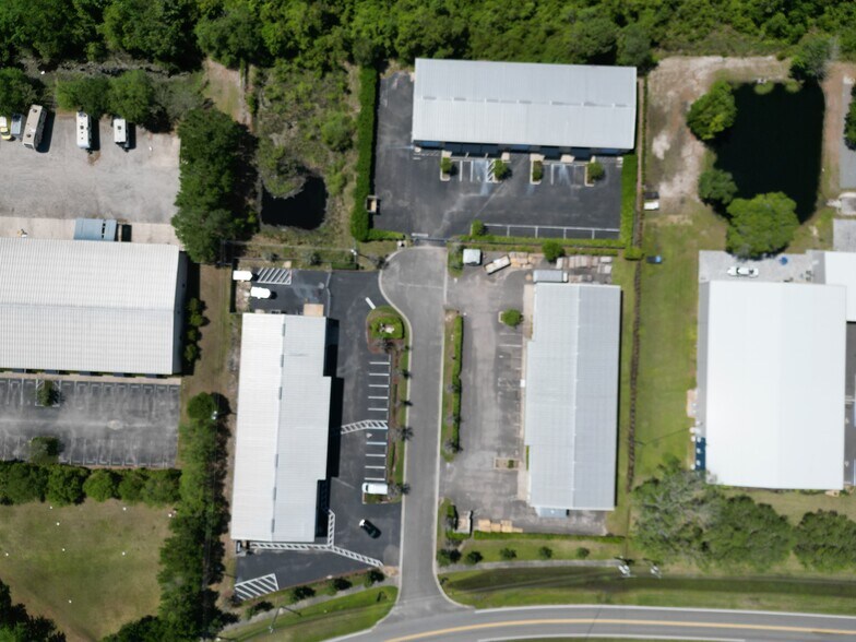 More Photos Of 104 Liberty Center Pl, Saint Augustine Warehouse For Lease