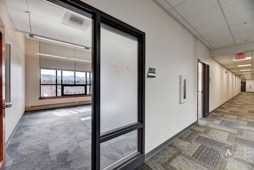 More Photos Of 754 River Rock Dr, Helena Office For Lease