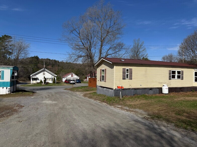 More Photos Of 384 Lake Ave, Lake Luzerne Manufactured Housing Mobile Home Park For Sale