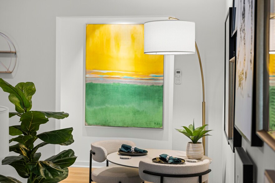 More Photos Of 9-13 Broadway St, Asheville Storefront Retail Office For Sale