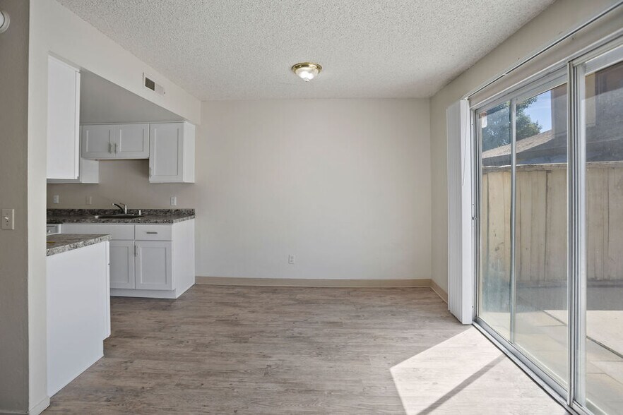 More Photos Of 3321 Santa Rosa Ct, Merced Apartments For Sale