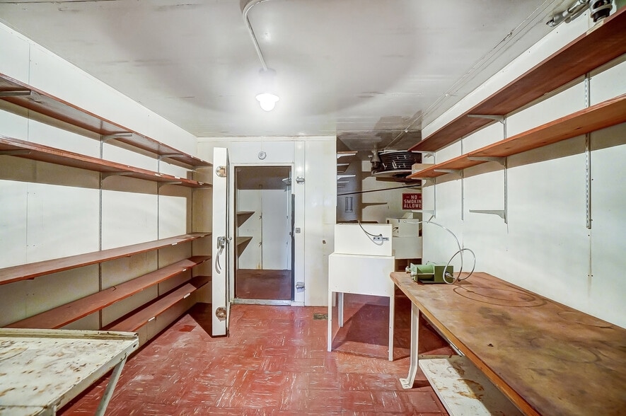 More Photos Of 150 E South College St, Yellow Springs Research And Development For Sale