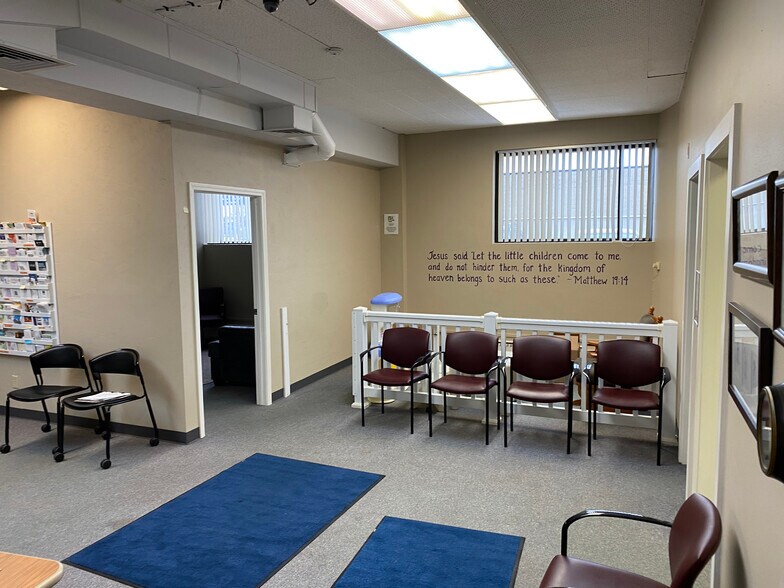 More Photos Of 526 W Wisconsin Ave, Appleton Medical For Lease