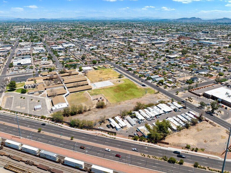 More Photos Of 5556 W Grand Ave, Glendale Land For Sale
