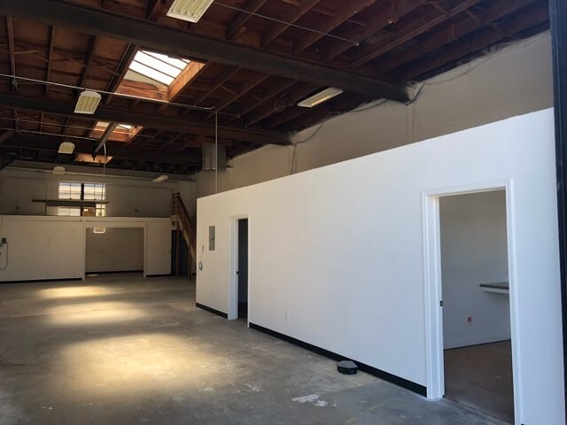 More Photos Of 1290 Old County Rd, Belmont Service For Lease