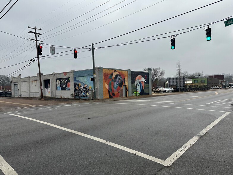 More Photos Of 106 N Highland Park Ave, Chattanooga Industrial For Sale