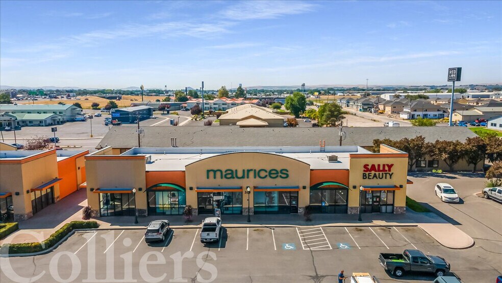 More Photos Of 203 East Ln N, Ontario Unknown For Lease