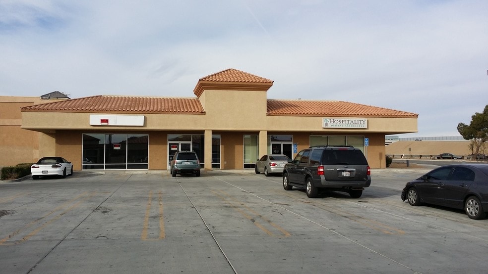 More Photos Of 12053 Mariposa Rd, Hesperia Freestanding For Lease