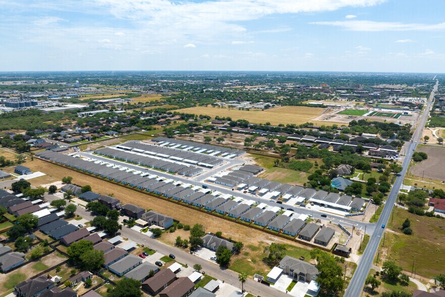 More Photos Of 1802 N Sugar Rd, Edinburg Apartments For Sale