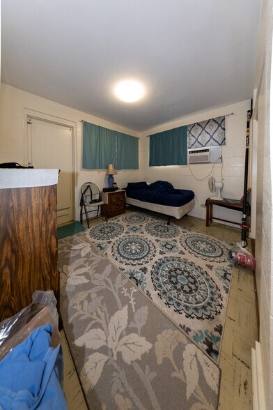 More Photos Of 1240 Young St, Honolulu Apartments For Sale