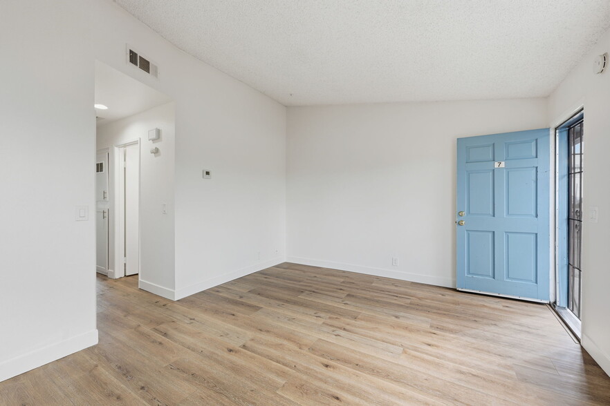 More Photos Of 4583-4585 36th St, San Diego Apartments For Sale