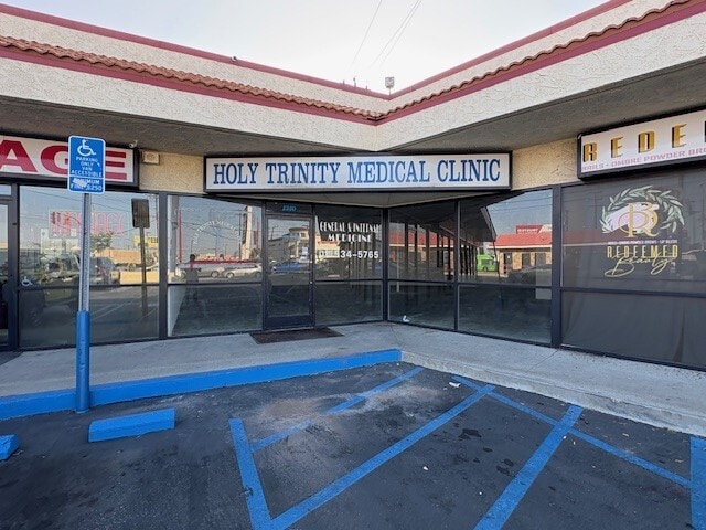 More Photos Of 1302 Sepulveda Blvd, Harbor City Unknown For Lease