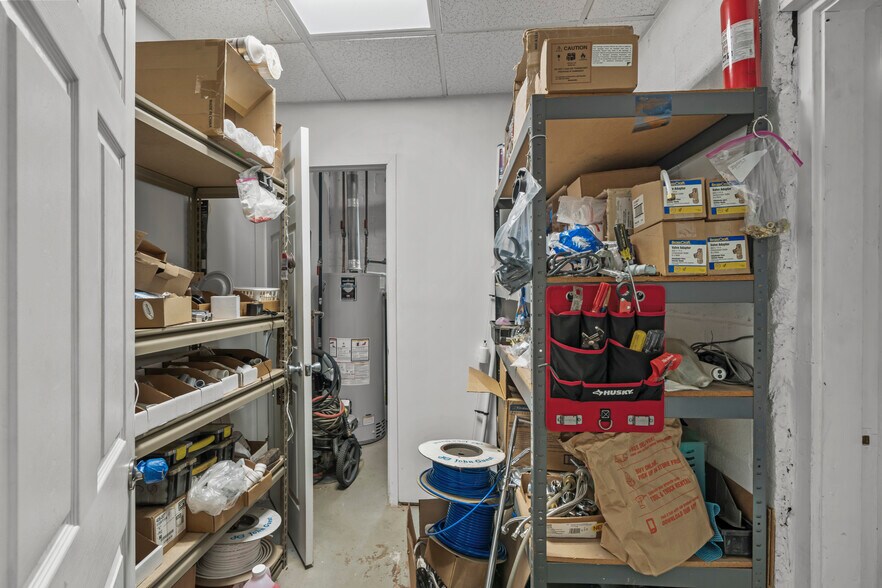 More Photos Of 324 Mount Pleasant Ave, Mamaroneck Storefront Retail Office For Lease
