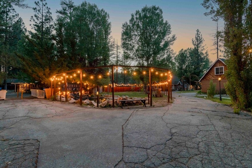 More Photos Of 39372 Big Bear Blvd, Big Bear Lake Hotel For Sale