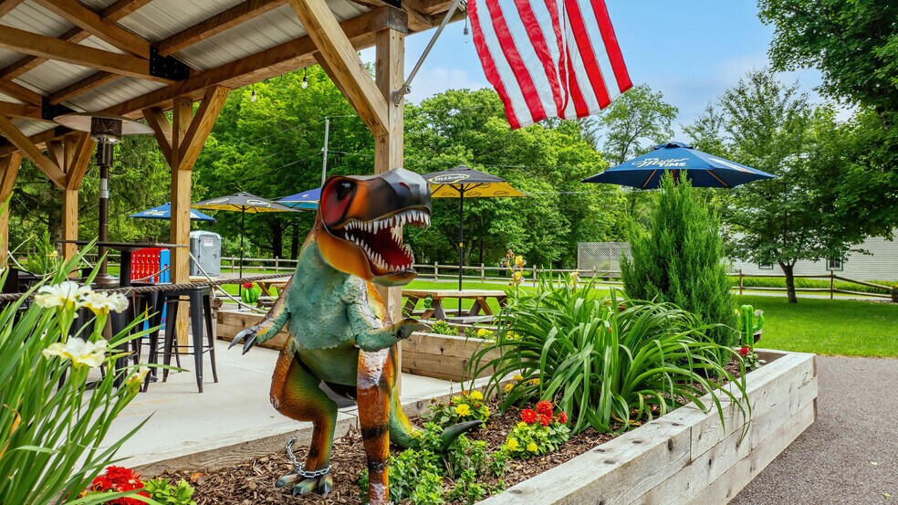 More Photos Of 184 Jamison City Rd, Benton Restaurant For Sale