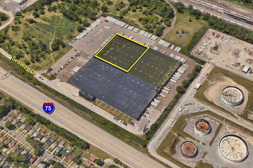 More Photos Of 18765 Seaway Dr, Melvindale Warehouse For Lease