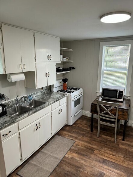 More Photos Of 603 Crutcher St, Springdale Apartments For Sale