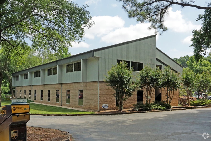 More Photos Of 4917 Waters Edge Dr, Raleigh Office For Lease