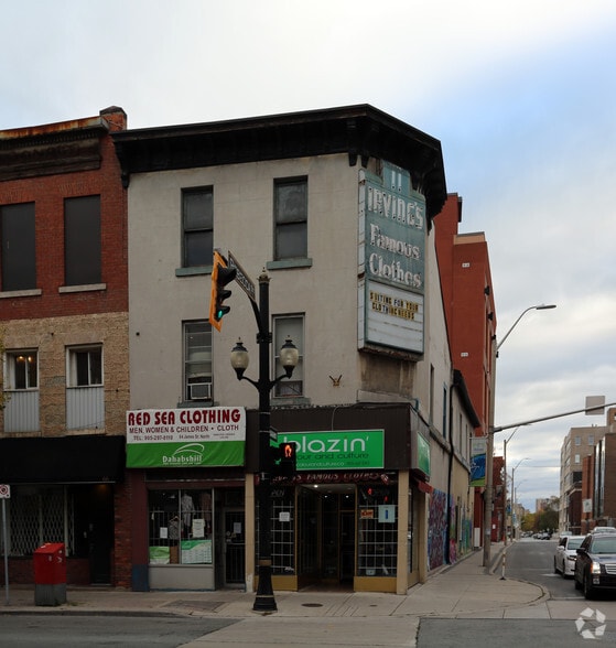Primary Photo Of , Hamilton General Retail For Sale