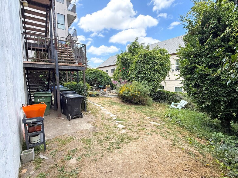 More Photos Of 229 S Westlake Ave, Los Angeles Apartments For Sale