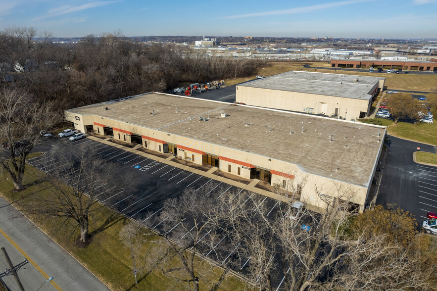 Primary Photo Of 1140-1146 Booth St, Kansas City Light Manufacturing For Lease