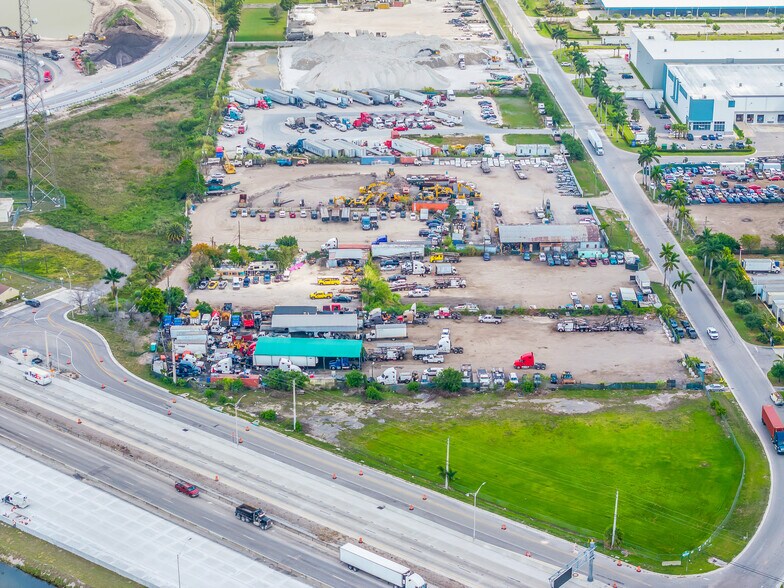 More Photos Of 13800 NW 112th ave, Hialeah Gardens Land For Sale