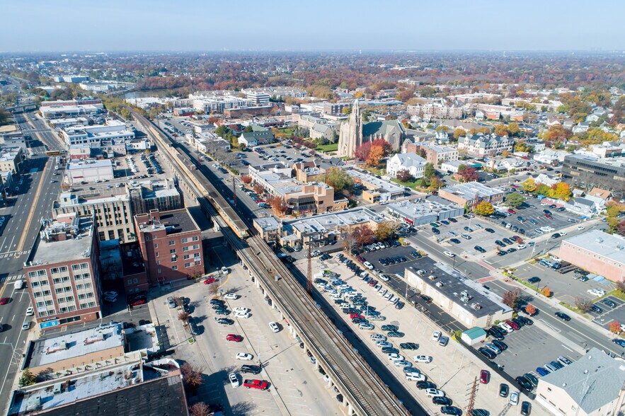 More Photos Of 265 Sunrise Hwy, Rockville Centre Office For Lease