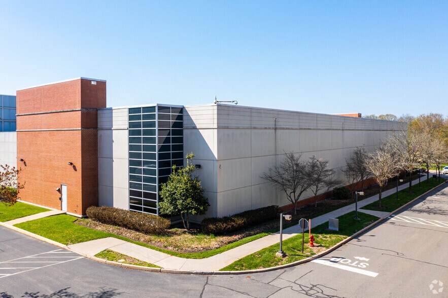 More Photos Of 311 Pennington Rocky Hill Rd, Pennington Research And Development For Lease