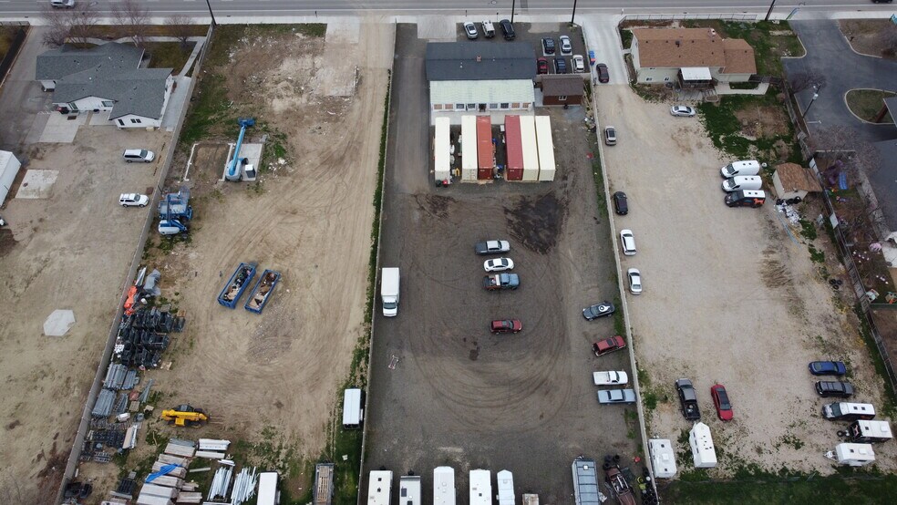 More Photos Of 330 N Linder Rd, Meridian Flex For Sale