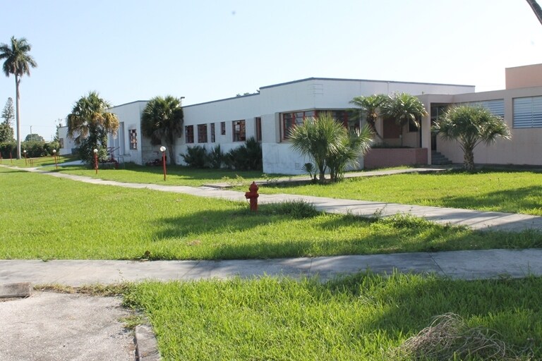 More Photos Of 1201 S Main St, Belle Glade Hospital For Sale