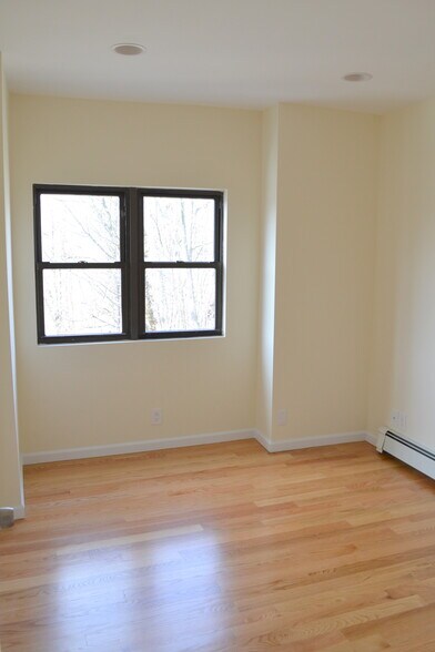 More Photos Of 3 Sherman Ave, Mount Vernon Multifamily For Sale