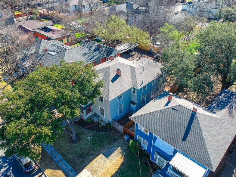 More Photos Of 4630 Junius St, Dallas Multifamily For Sale