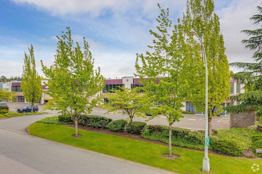 More Photos Of 17688 66th Ave, Surrey Warehouse For Lease