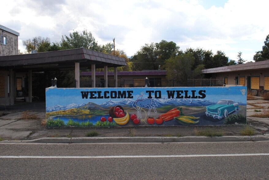 More Photos Of 560 6th St, Wells Hotel For Sale