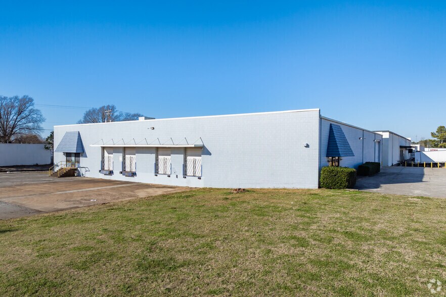 Primary Photo Of 3817 Air Park St, Memphis Warehouse For Sale