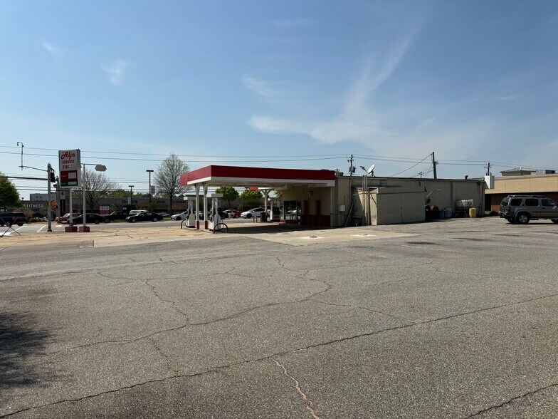 More Photos Of 197 Alps Rd, Athens Service Station For Lease