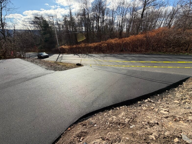 More Photos Of 1908 Scranton Carbondale Hwy, Dickson City Storefront Retail Office For Sale
