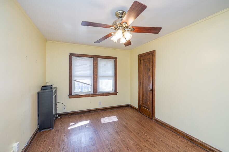 More Photos Of 10000 Granger Rd, Cleveland Assisted Living For Sale