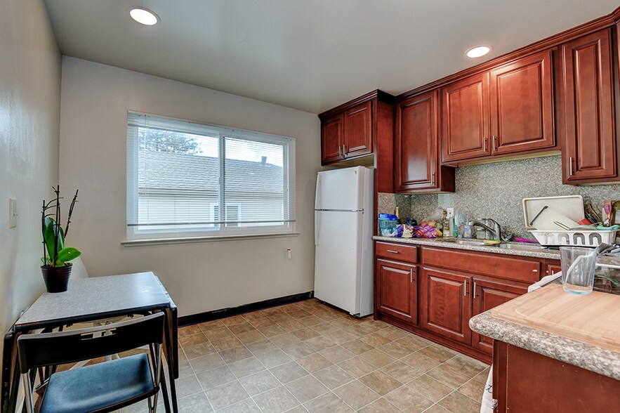 More Photos Of 365 Chiquita Ave, Mountain View Apartments For Sale