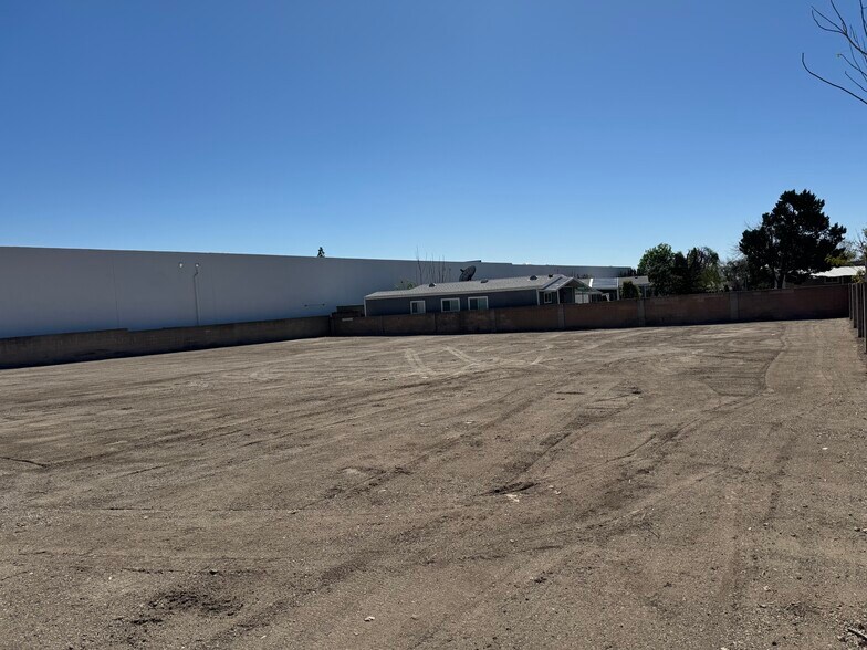 More Photos Of 13241 Bradley Ave, Sylmar Warehouse For Lease