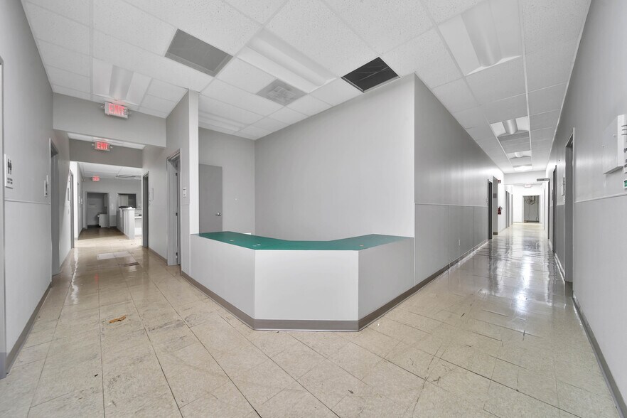 More Photos Of 12036 Airline Dr, Houston Medical For Sale