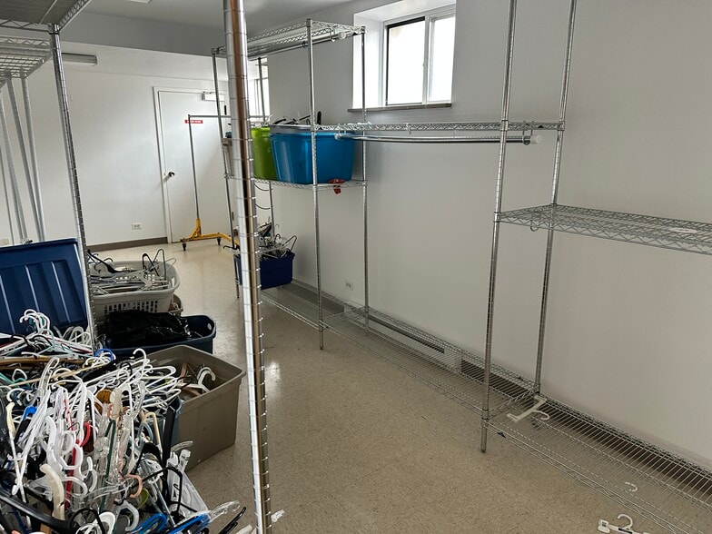 More Photos Of 1400 S Austin Blvd, Cicero Shelter For Sale