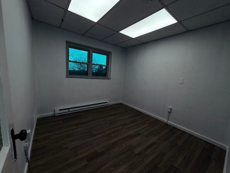 More Photos Of 2114-2118 Broadway Ave, Pittsburgh Storefront Retail Office For Lease