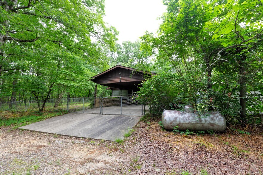 More Photos Of 2105 Highway 104, White Hall Land For Sale