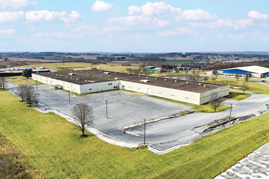 More Photos Of 25 Keystone Dr, Lebanon Warehouse For Sale