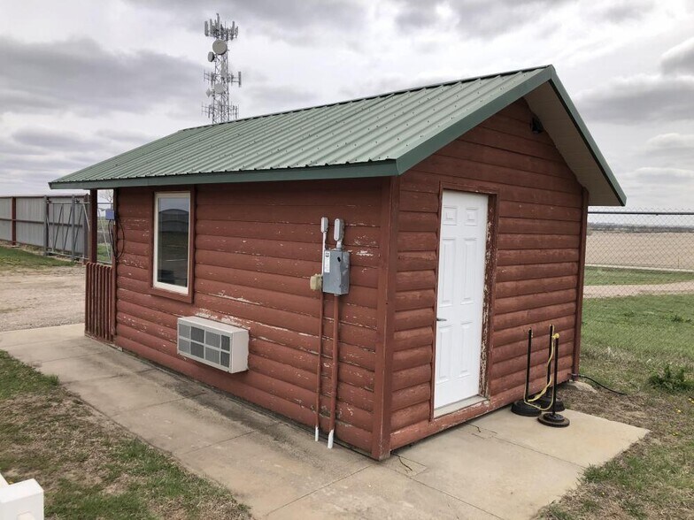 More Photos Of 1206 Road 4, Mc Cool Junction Racetrack For Sale