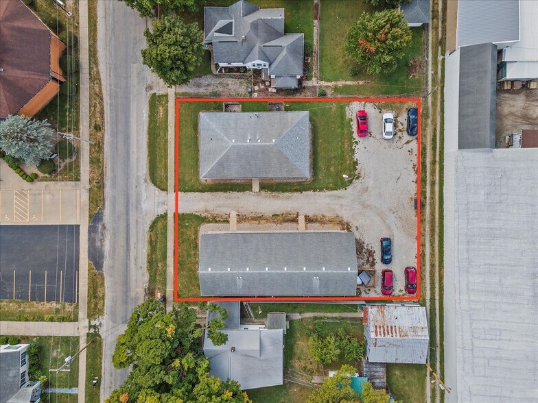 More Photos Of 507 Washington St, Pawnee Apartments For Sale