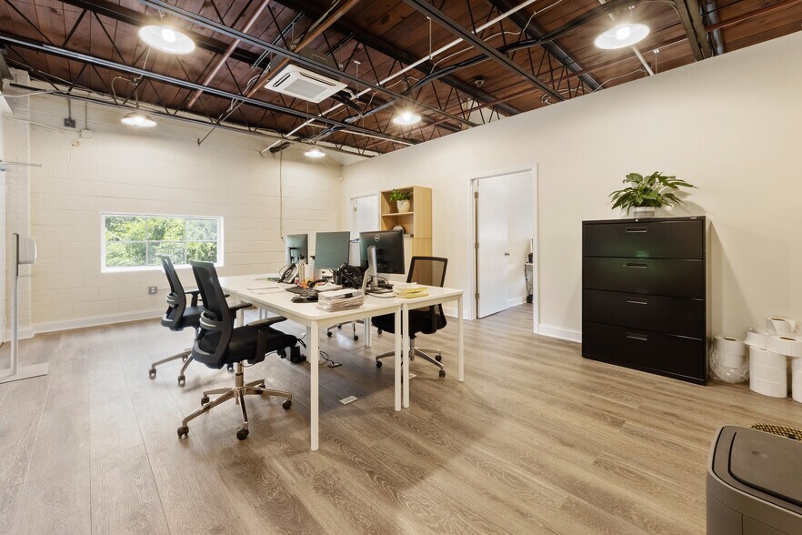 More Photos Of 620 Ramsey Ave, Hillside Warehouse For Sale